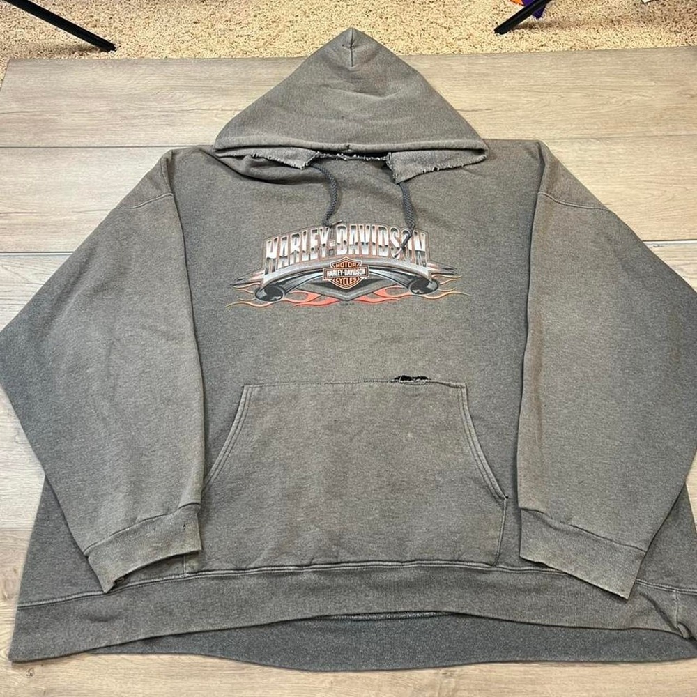 Vintage sun faded Harley Davidson Gray spell out, flame, distressed hoodie